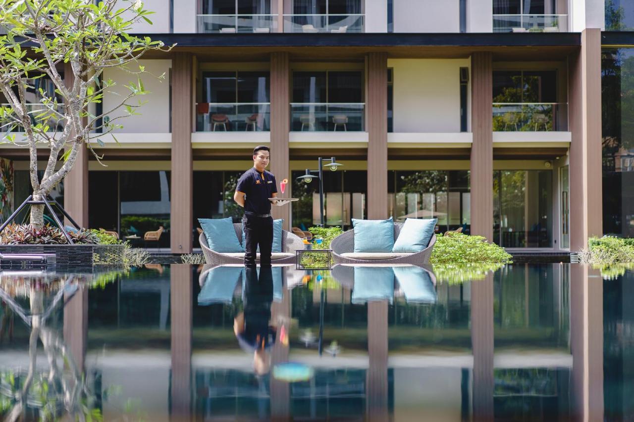 Fifth Pattaya Jomtien By Shiwalai Int Hotel Luaran gambar Security guard at a condominium in Thailand