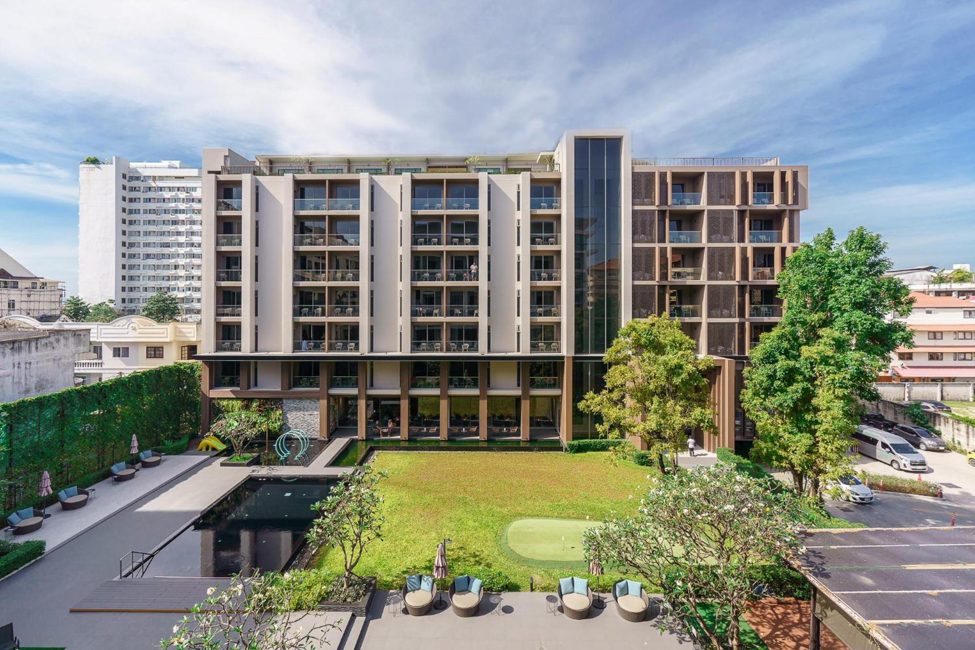 Fifth Pattaya Jomtien By Shiwalai Int Hotel Luaran gambar The new building of the university